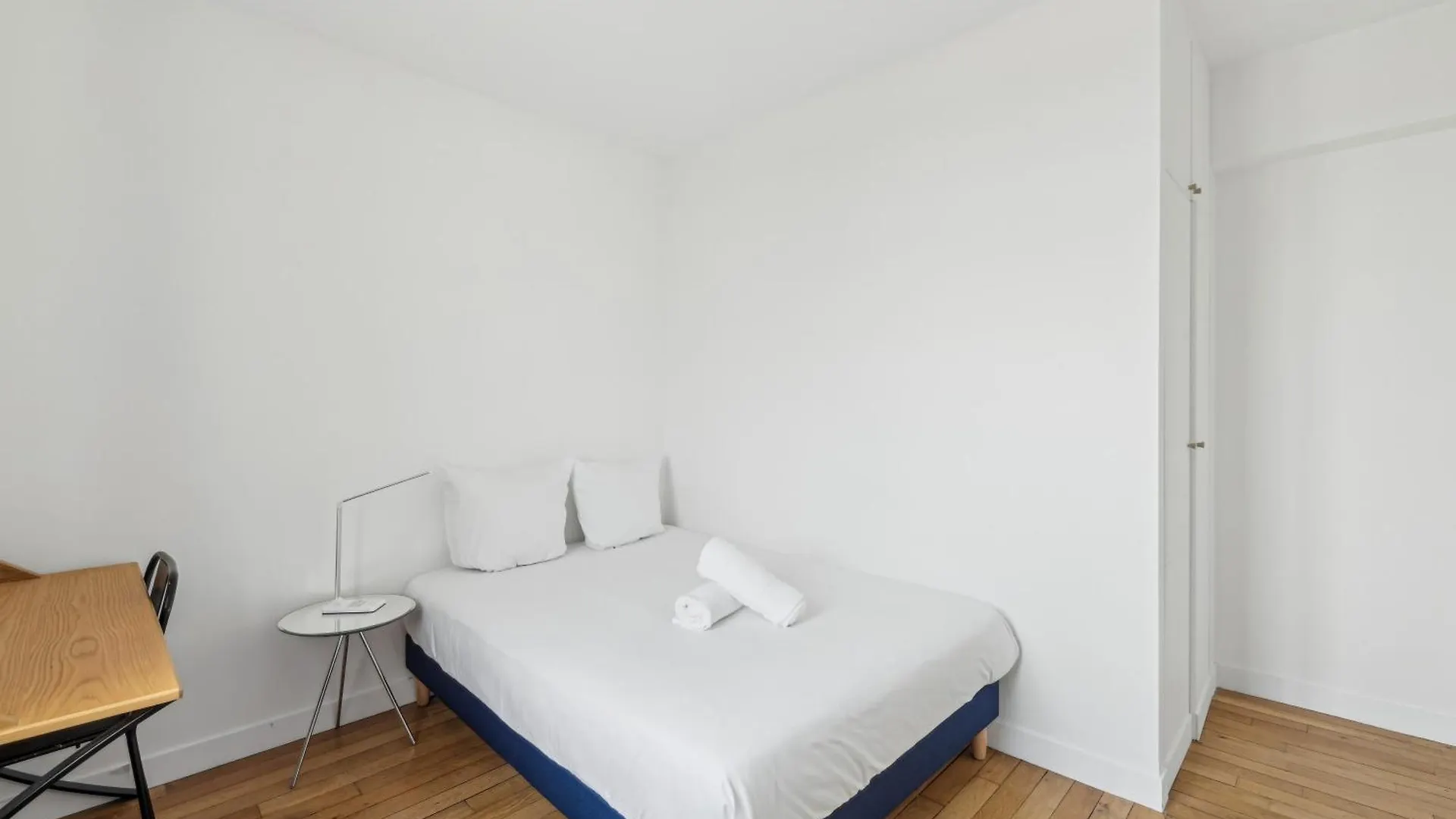 173 Rue Lafayette Paris Centre Apartment France