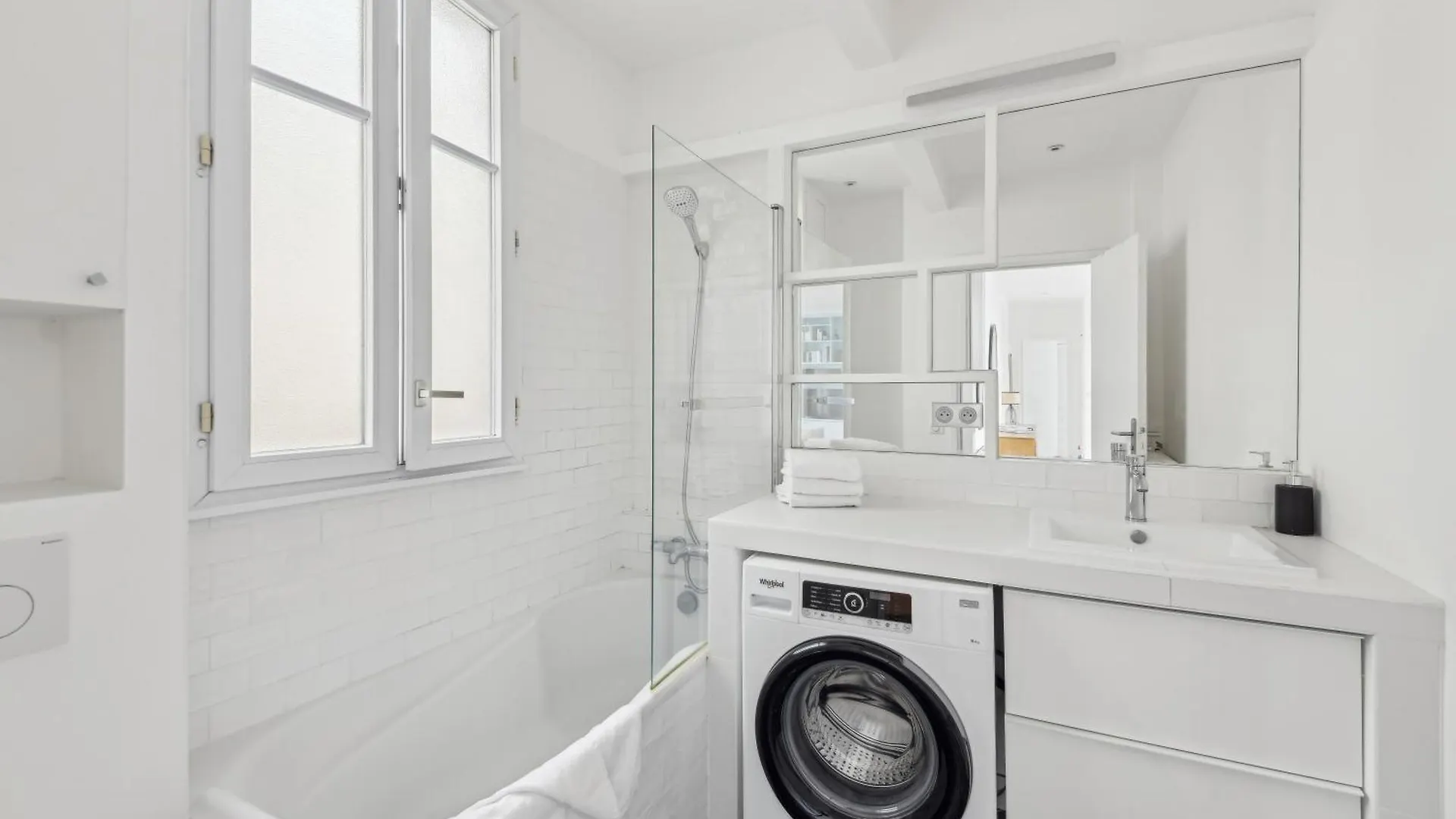 173 Rue Lafayette Paris Centre Apartment 0*,  France